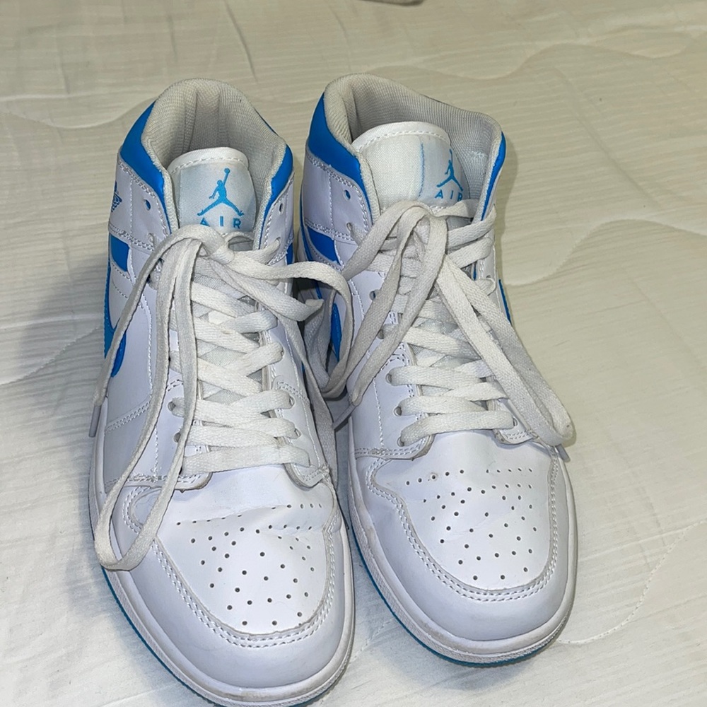 Nike Jordan 1 Mid